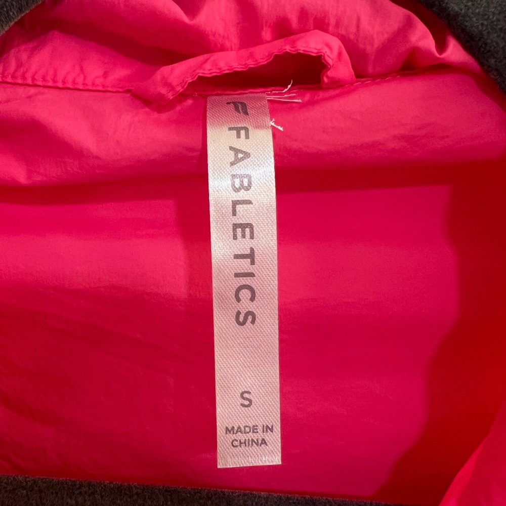 Fabletics Oversized Flyweight Pink Windbreaker Si… - image 2